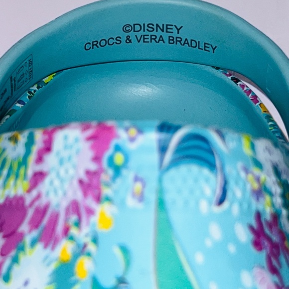 NEW! Crocs Unisex-Adult Classic Disney X Vera Bradley Little Mermaid Clog Sz 5 - Picture 11 of 15